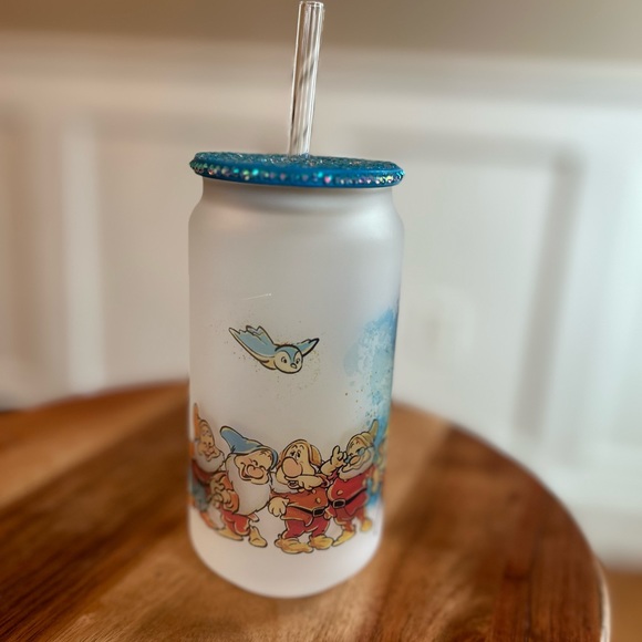 Snow White Glass Can - Picture 2 of 4